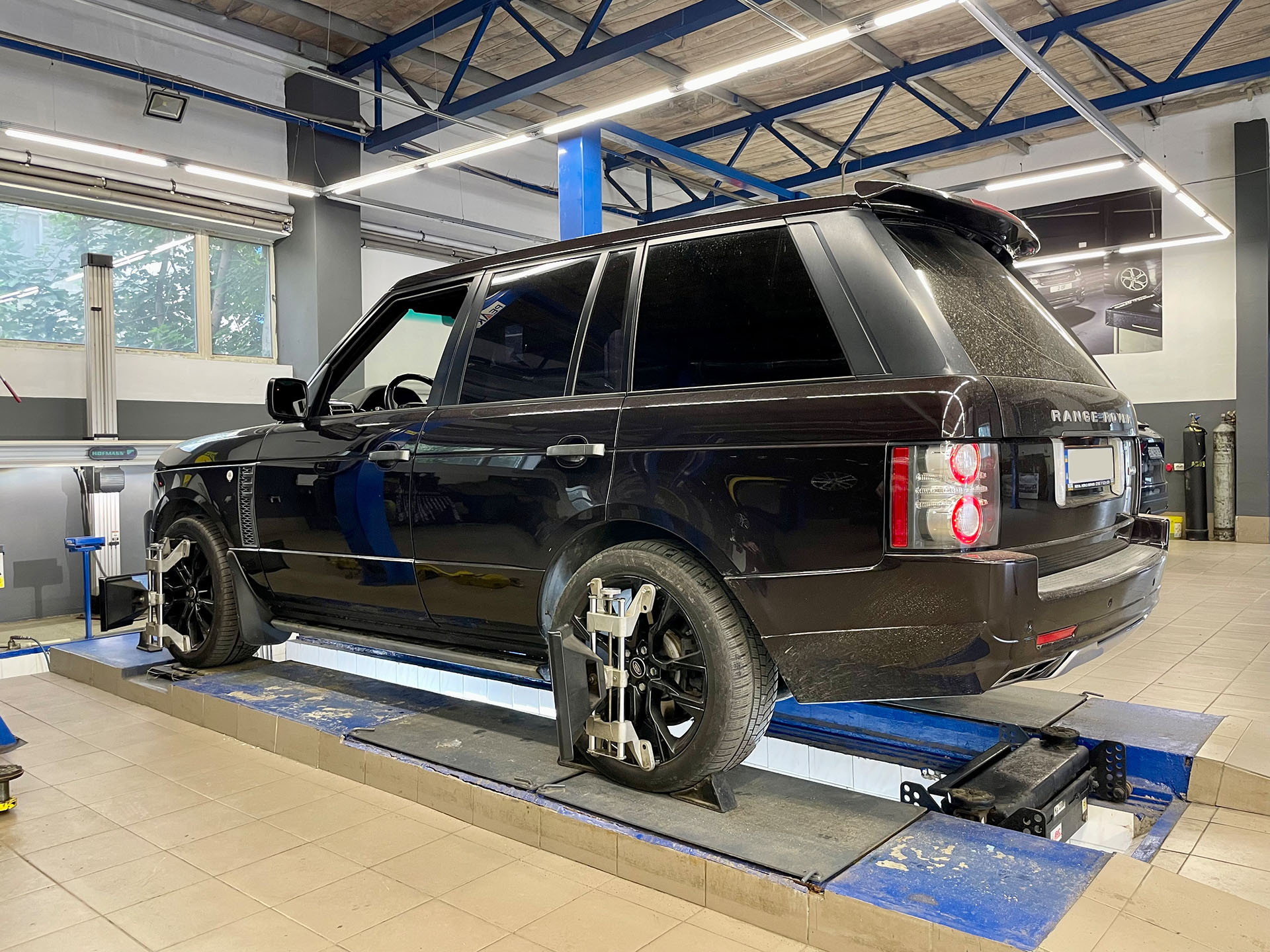 Развал-схождение Land Rover фото