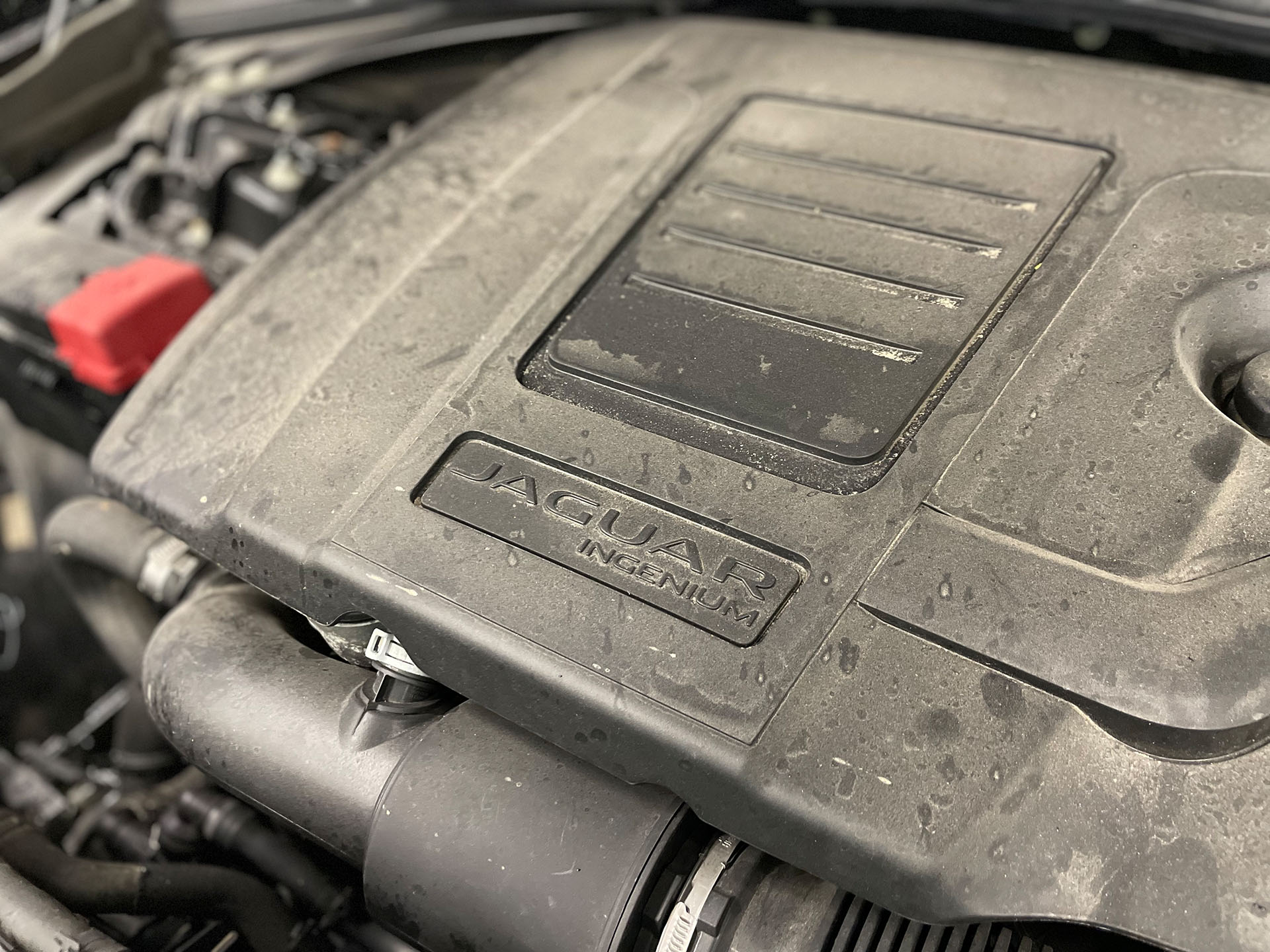 Техніка ремонту компресора Jaguar F-PACE - Royal World Service