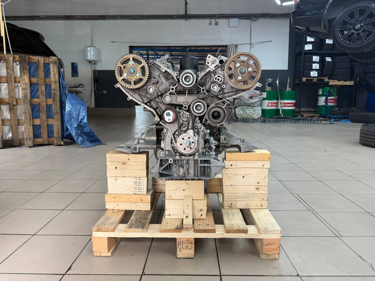 Скільки коштує ремонт двигуна Range Rover в Royal World Service - Royal World Service