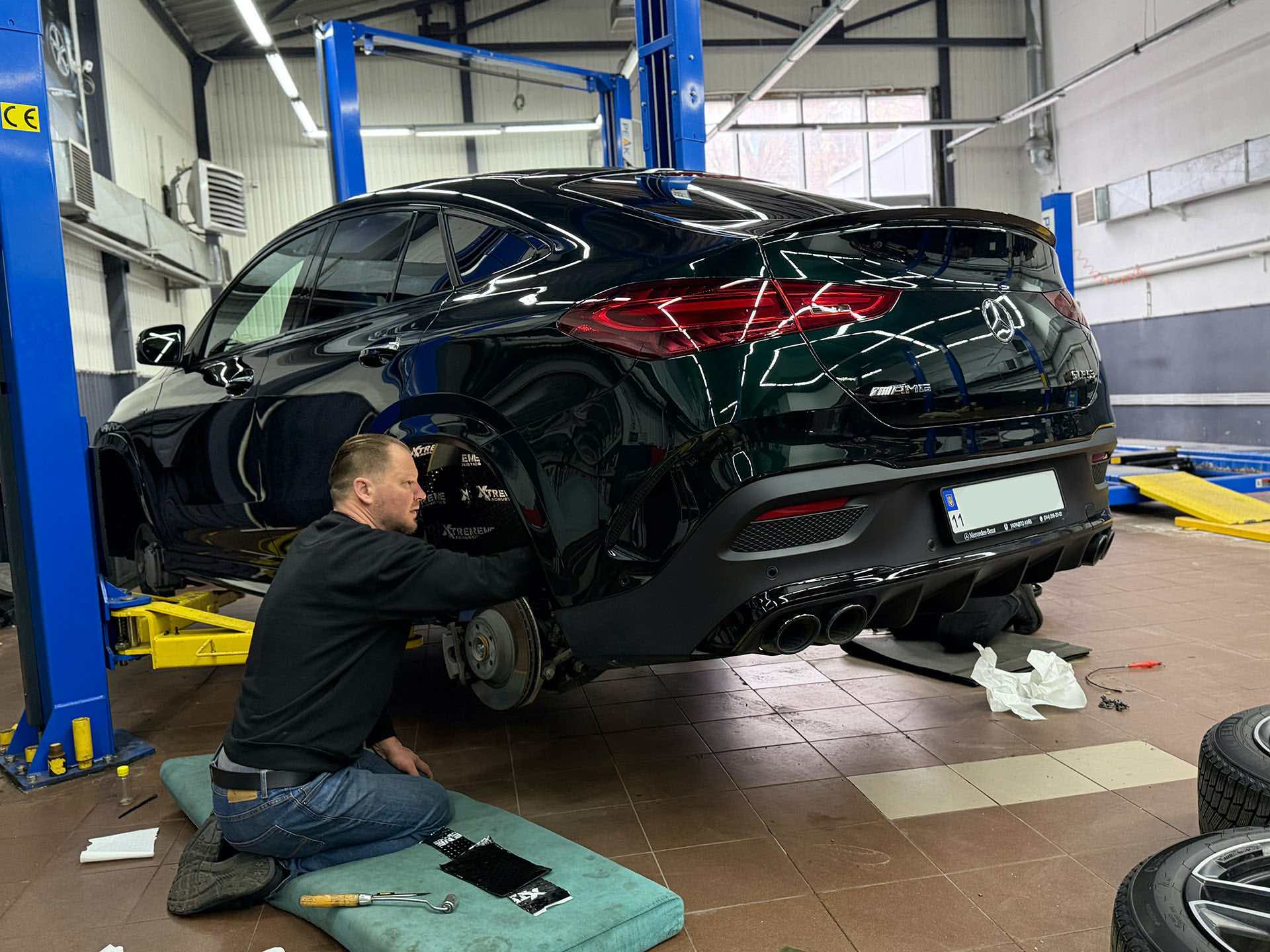 Шумоізоляція Mercedes-Benz - Royal World Service