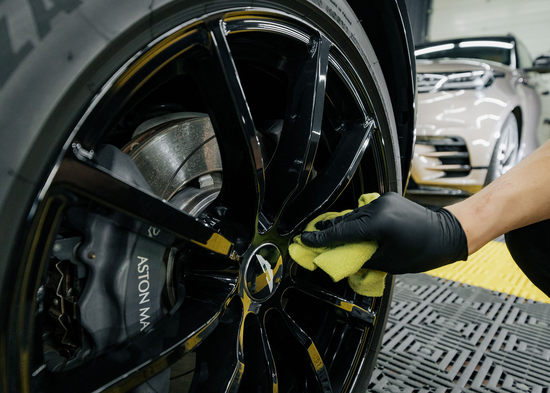 Ремонт автомобільних дисків - Royal World Service