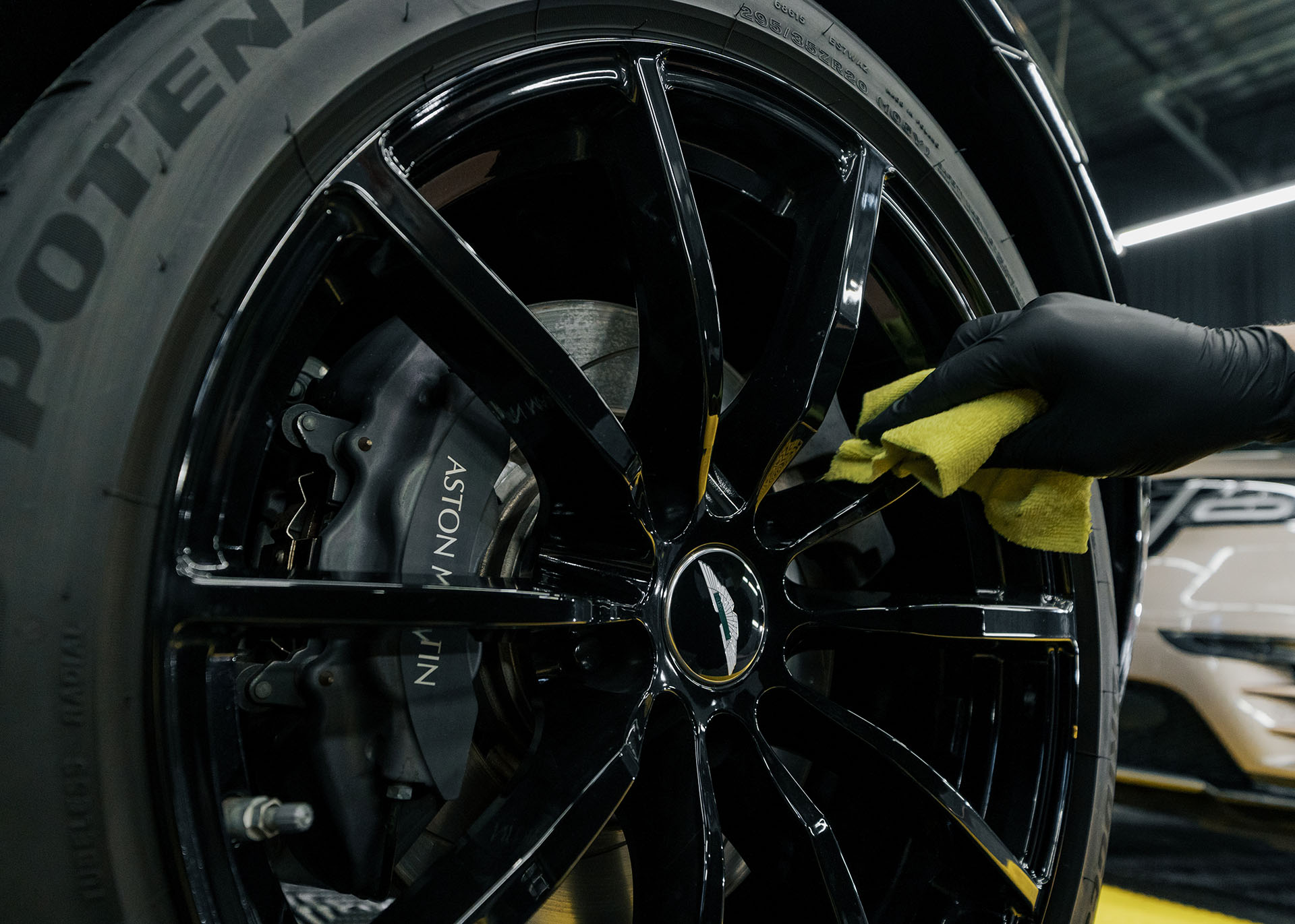 Фарбування дисків і супортів - Royal World Service