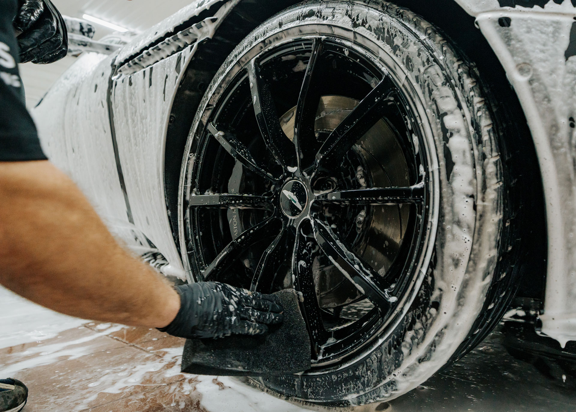 Комплексна Мийка автомобіля - Royal World Service