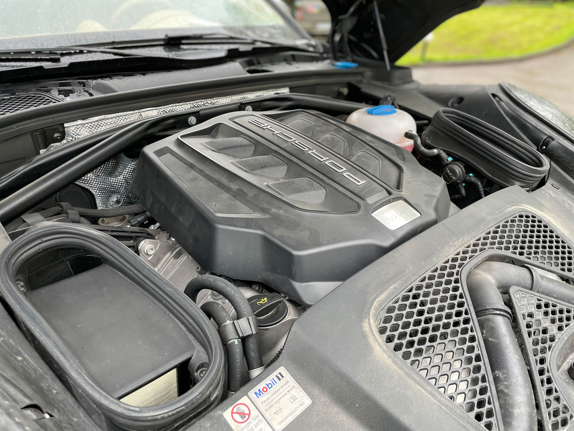 Porsche Замена масла в двигателе